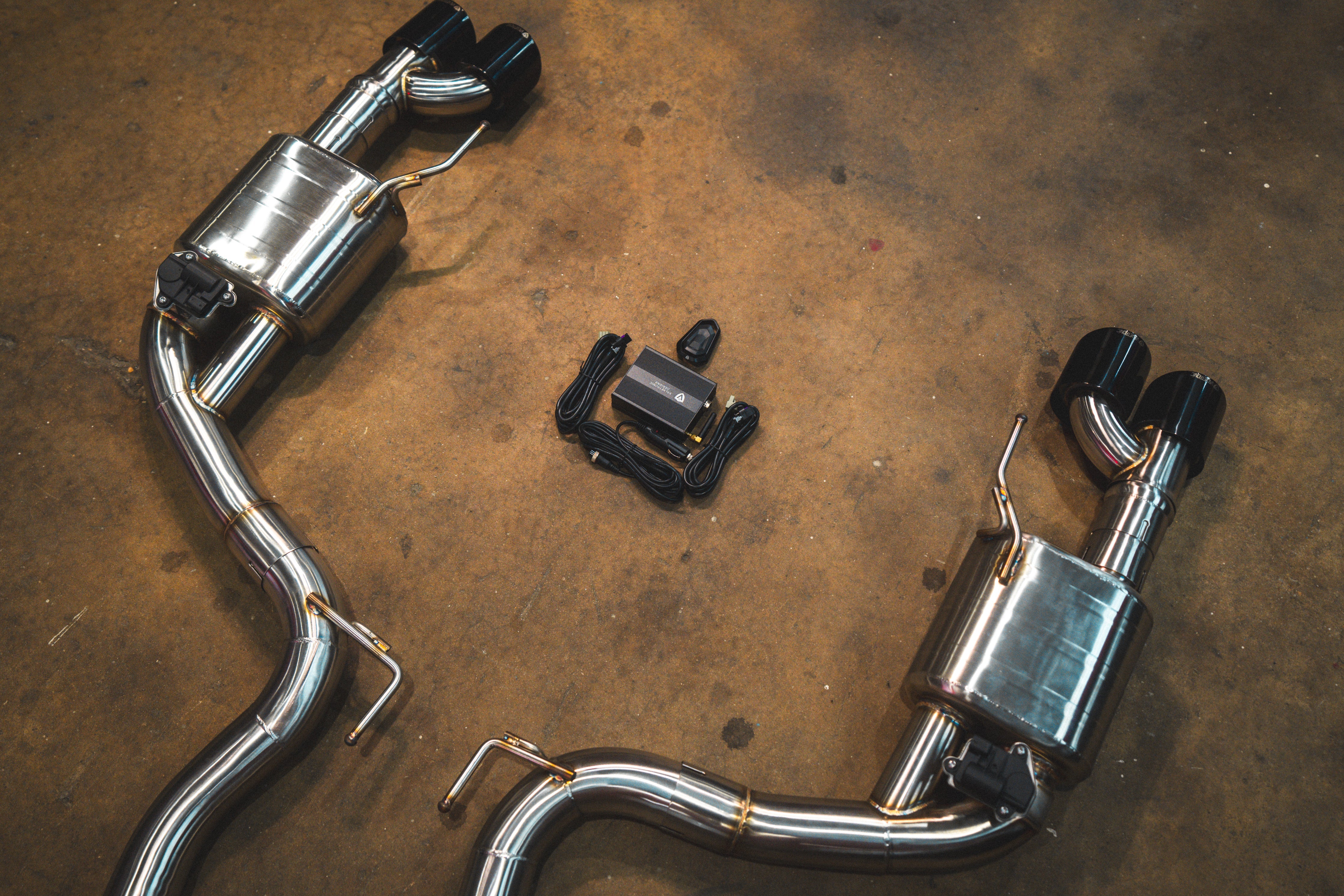Valvetronic Designs — Ford Mustang GT S550 Valved Sport Exhaust System — view 2