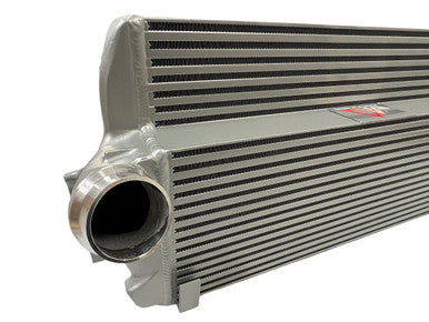 MAD BMW Stepped Core 535 640 High Density Race Intercooler