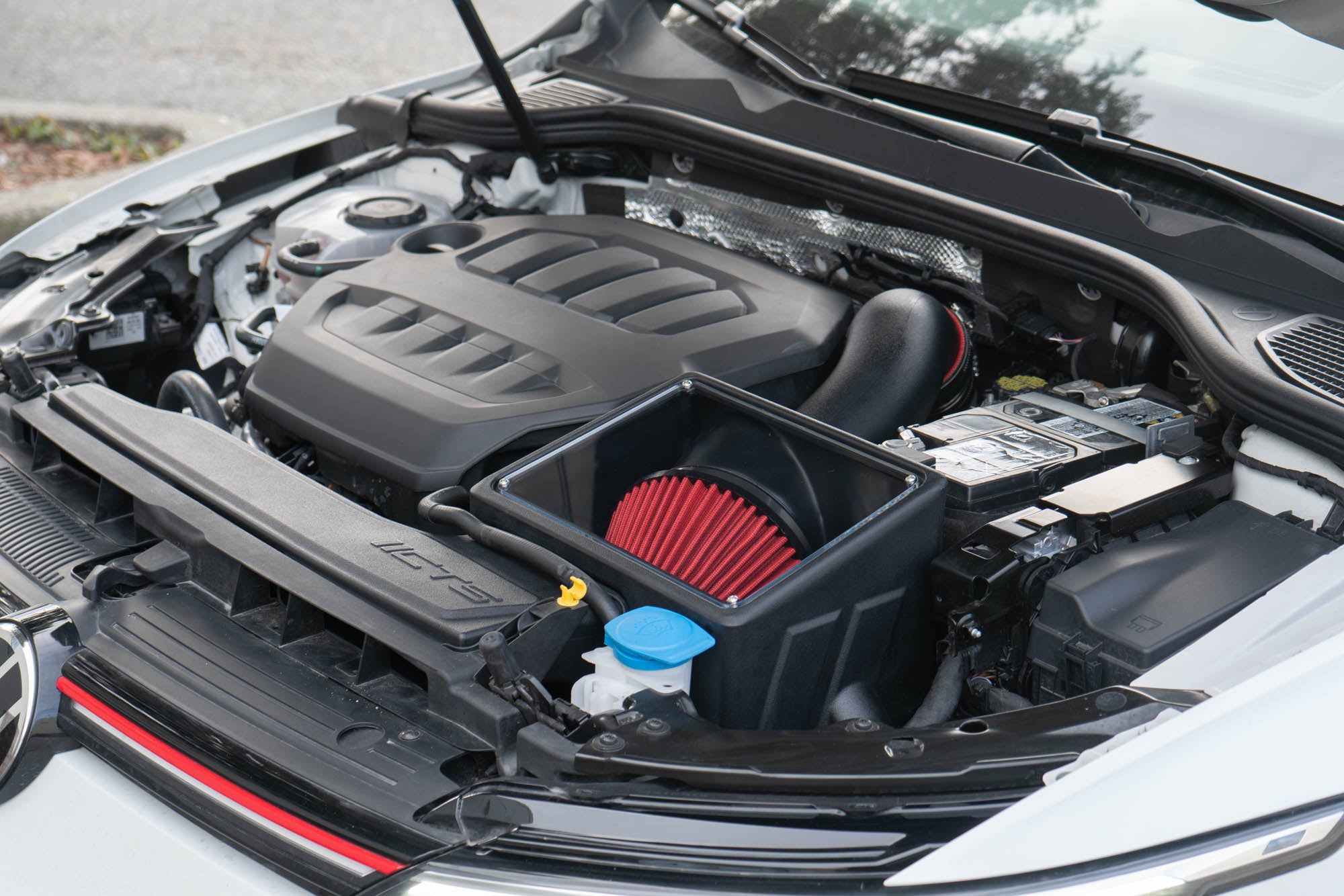 CTS Turbo MK8 VW Golf GTI High-Flow Intake EVO4